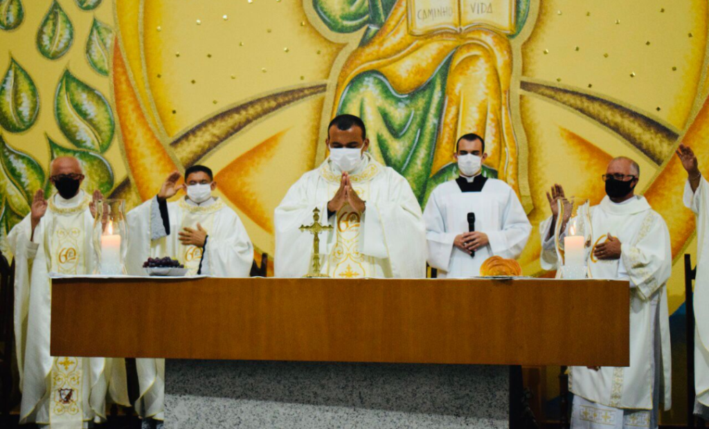 Screenshot_20220106-2108582-1024x620 Padre Eldinei Carneiro preside Missa pelos 39 Anos em Gurupi