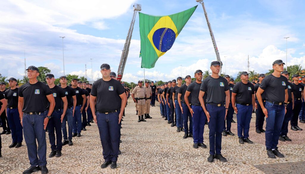 policia-Gov-Wanderlei-Na-Solenidade-de-Inicio-aos-novos-Alunos-foto-Esequias-Araujo-5-1024x585 Recrutamento de 1.000 soldados na Polícia Militar atenderá as reclamações de prefeitos e da comunidade, destaca governador Wanderlei Barbosa ao assinar portaria para ingresso dos militares