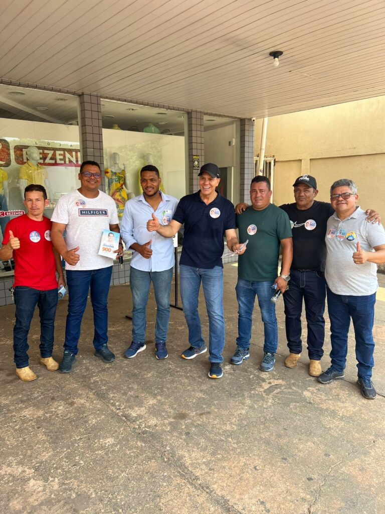 Vereadores-de-Formoso-junto-com-Ataides-768x1024 Em Formoso do Araguaia, Ataídes Oliveira visita centenas de empresários e cumprimenta mais de mil pessoas