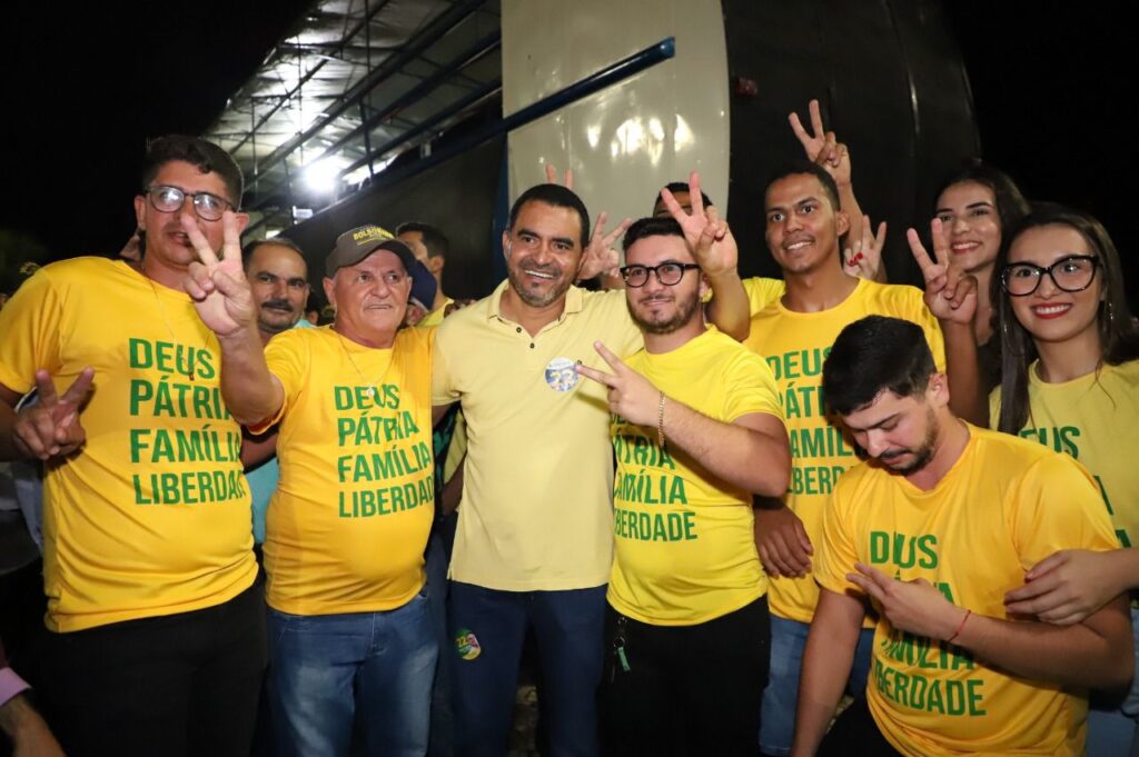 IMG-20221026-WA0004-1024x681 Wanderlei Barbosa reúne milhares de militantes em apoio a Bolsonaro no segundo turno