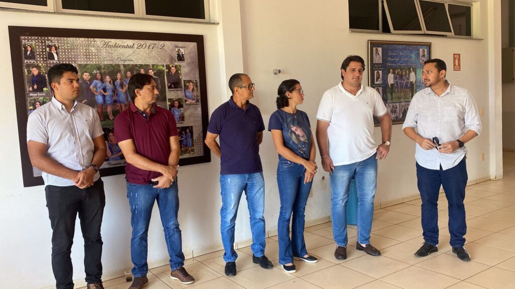 Upa-Veterinaria-Eduardo-1-1024x576 Eduardo Fortes busca parcerias para implantação da primeira  UPA Veterinária do Tocantins, em Gurupi