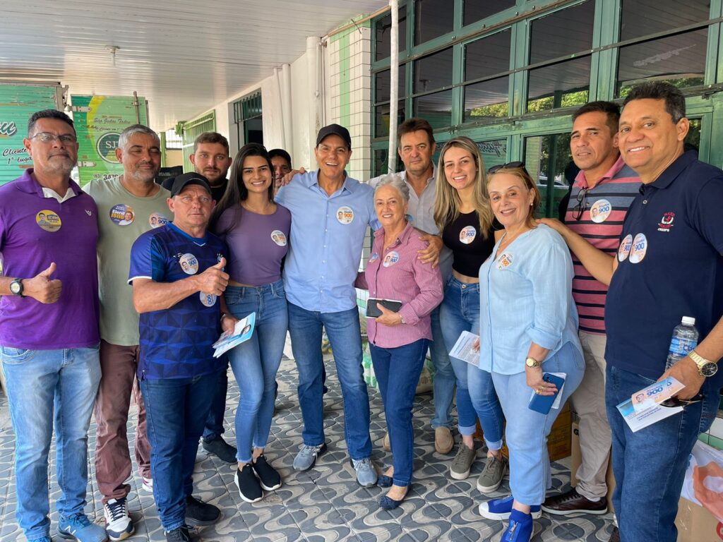 Em Colinas, Ataídes Oliveira faz visita ao comércio e defende a criação de pólos agroindustriais e educacional