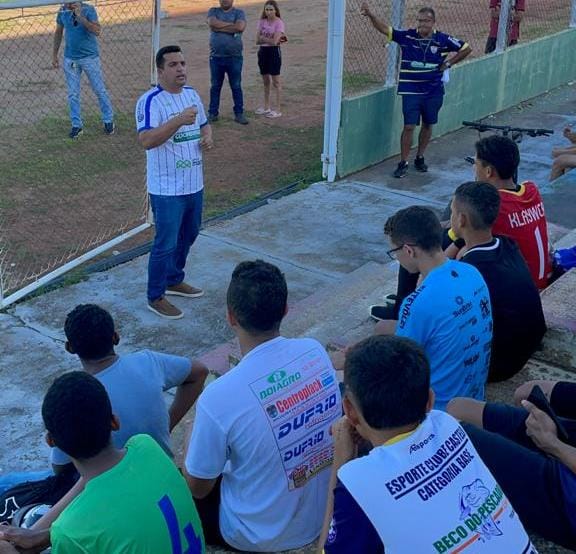 Deputado Gutierres Torquato se compromete com o projeto do Esporte Clube Castelo
