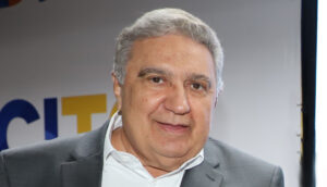 Laurez esclarece declarações de locutor e reforça respeito institucional com o governador Wanderlei Barbosa