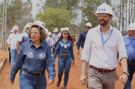 Saneamento-Prefeita-Josi-Nunes-destaca-investimentos-em-saneamento-basico-como-fundamentais-para-o-desenvolvimento-e-a-melhoria-da-qualidade-de-vida-7-450x297 Atitude TO