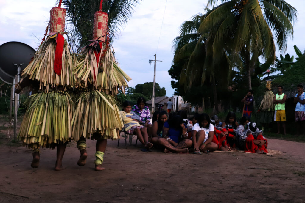 Ilha-do-Bananal-ritual-Hererawo-2-1024x683 Na Aldeia Canuanã, Ilha do Bananal, meninos se tornam adultos no ritual Hèrèrawo