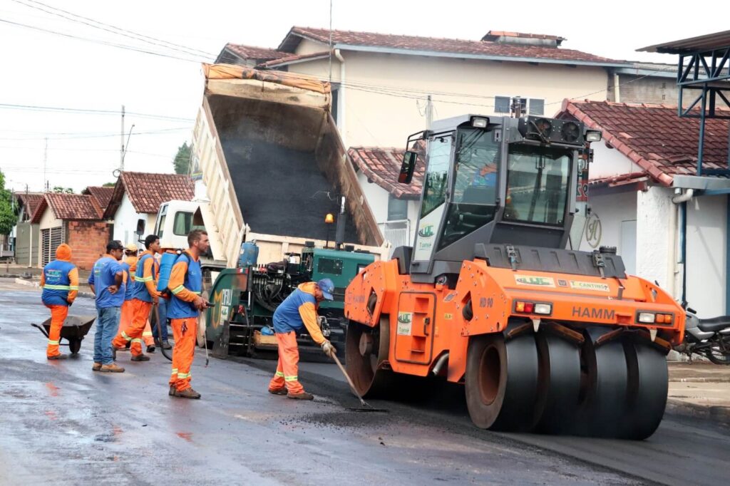 IMG_7908-1024x682 Avenida Piauí começa a receber obras de recapeamento asfáltico em Gurupi