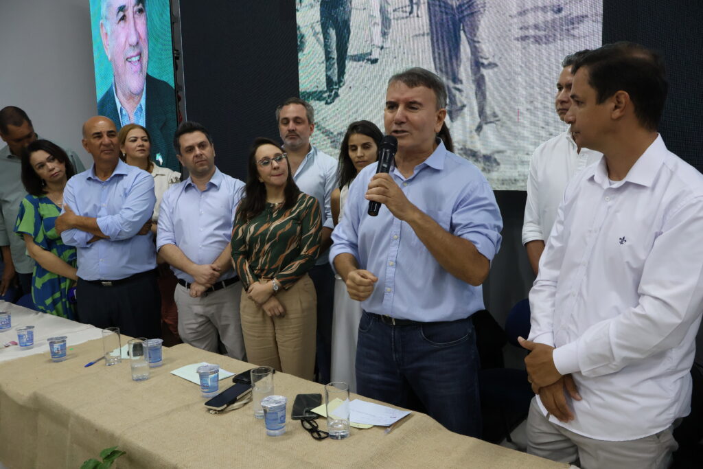 Eduardo-discursa-2--1024x683 Podemos confirma no dia 01 de agosto candidatura de Eduardo Siqueira Campos à Prefeitura de Palmas