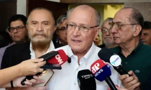 Alckmin diz que safra recorde deve reduzir preço dos alimentos no Brasil
