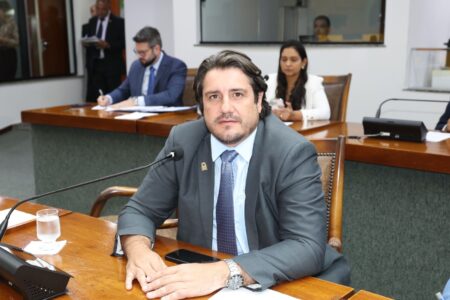 Deputado Fortes assume vice-presidência da Comissão de Finanças e ainda lidera o bloco com maior número de parlamentares da Aleto
