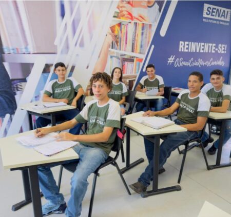 Mais de 86% dos ex-alunos de aprendizagem industrial do SENAI Tocantins estão empregados, aponta pesquisa de egressos