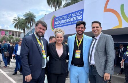 Vereador Jair do Povo acompanha a prefeita Josi Nunes no Encontro dos Novos Prefeitos e Prefeitas em Brasília