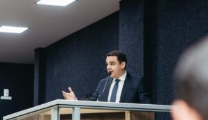 Pedro Morais Propõe Audiência Pública para Melhorias no Trânsito de Gurupi e discorda da destinação de R$ 2 Milhões do orçamento da AMTT para o Aeroporto.