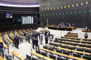 Dois deputados do Tocantins não assinaram pedido de urgência pela anistia na Câmara, veja a posição