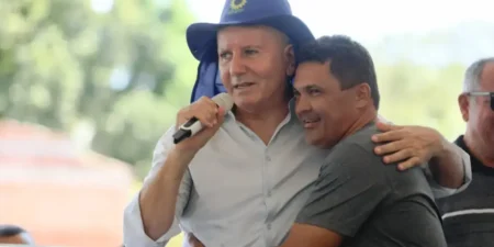 Ministro Zanin acata manifestação da PGR e Eduardo Siqueira Campos retorna ao comando da prefeitura de Palmas