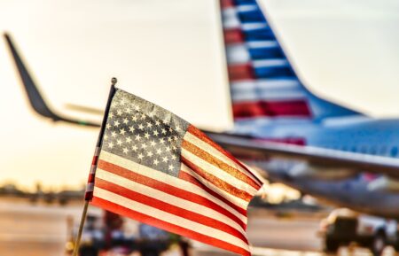 ÊXODO SILENCIOSO: Saída de US$15,8 bilhões no 1º trimestre evidencia fuga de profissionais qualificados do Brasil