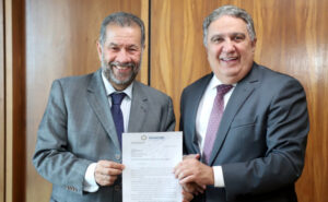 Estratégias partidárias: Laurez Moreira deverá buscar novo partido em meio ao desafios eleitorais na disputas pelo Governo do Tocantins