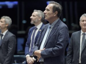 Proposta do deputado Gaguim para reconhecer surdez unilateral como deficiência avança na Câmara