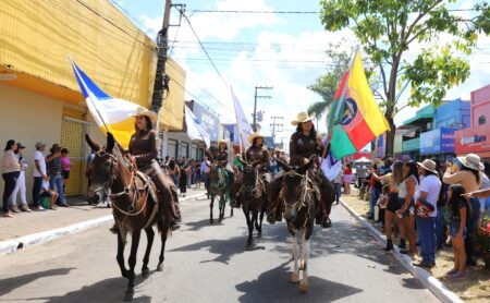 Mais de 5 mil cavaleiros e Amazonas participaram da tradicional Cavalgada de Araguaína