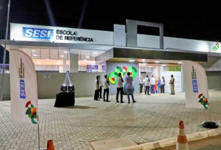 Aluno leva 12 facadas dentro de escola de Araguaína