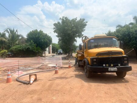 Extravasamento de esgoto no Jardim Tocantins I indigna moradores e mobiliza fiscalização em Gurupi
