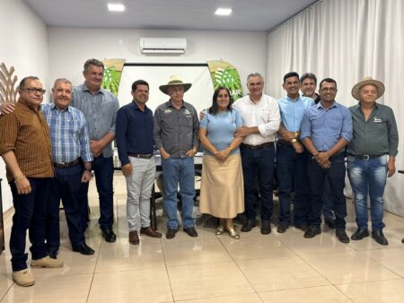 Paulo Carneiro é reeleito presidente da FAET por unanimidade