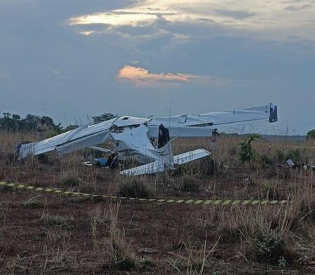 Avião de pequeno porte cai em Fátima do Tocantins; uma pessoa foi morta