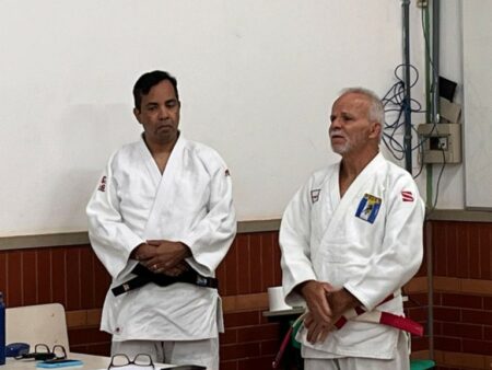 Professor do IFTO lança livro sobre a história do judô no Tocantins