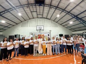 Padre Eldinei Carneiro preside missa do I ano de posse canônica e início da Comunidade São Miguel de Dianópolis