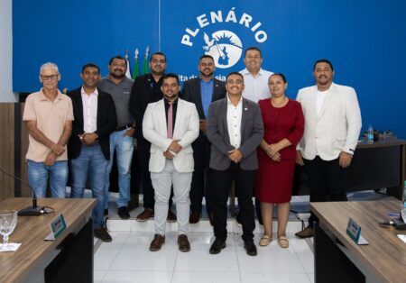 Câmara encerra calendário de sessões de 2025 com homenagens e reforço da parceria institucional entre Legislativo e Executivo municipal