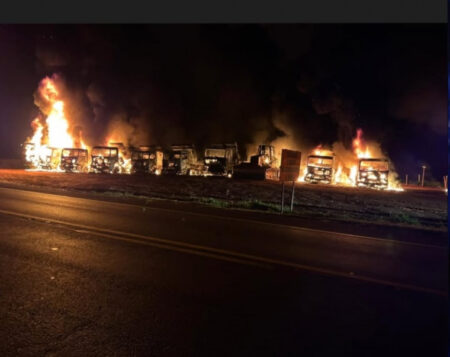 Prejuízo milionário: Incêndio destrói 11 máquinas usadas na duplicação da BR-153