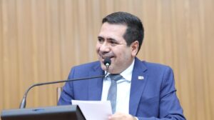 Marcus Marcelo parabeniza ação do governador em tentar anular o aumento na conta de água