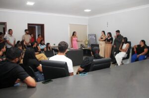 Nova etapa na educação e na gestão administrativa marca posse de secretária em Cariri do Tocantins