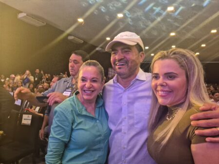 Opinião do Leitor: O tino de Josi e o galho seco de Laurez: A sabedoria das imagens na política tocantinense