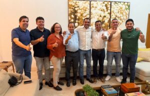 Wanderlei Barbosa reúne pré-candidatos do Republicanos ao Congresso e articula fechamento de chapa no Tocantins