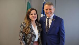 Estratégia do Podemos fortalece frente de Dorinha Seabra na disputa pelo Governo