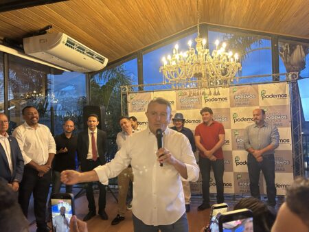 Eduardo Siqueira projeta até oito cadeiras para o Podemos e veta candidaturas de familiares: “Foco na qualidade”