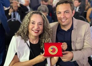 Gurupi recebe Selo Ouro de Compromisso com a Alfabetização em cerimônia do MEC em Brasília