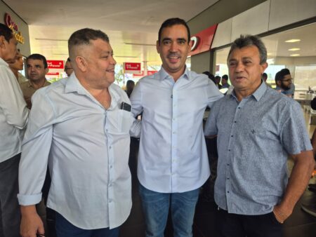 De Laurez a Vicentinho: Kita Maciel endossa Vicentinho Júnior e Alexandre Guimarães