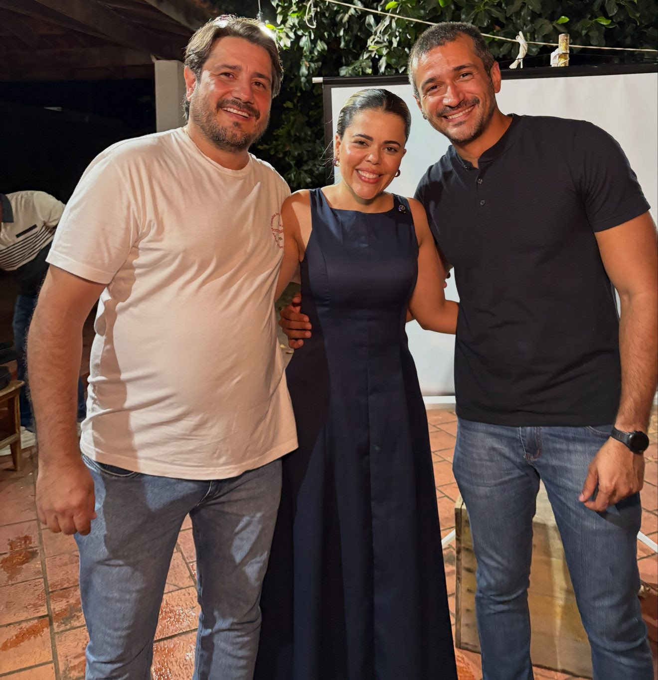 Deputado Eduardo Fortes (Republicanos), Luana Nunes (UB) e o secretário de Esportes, Iron Júnior em reunião na noite desta terça-feira, 28.