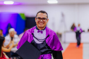 Teólogo de 33 anos fará história como primeiro pastor surdo no Tocantins