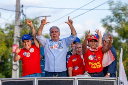 Caravana de Laurez Moreira chega ao extremo norte do Tocantins e candidato defende custeio de passagem de balsa e drenagem profunda em área de inundação em São Miguel